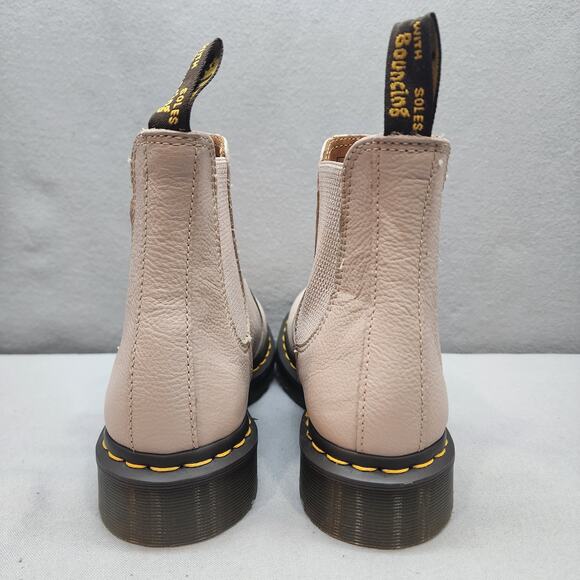 Dr. Martens Women's 2976 Virginia Leather Chelsea Boots Size 8 Ash Taupe - Picture 5 of 8